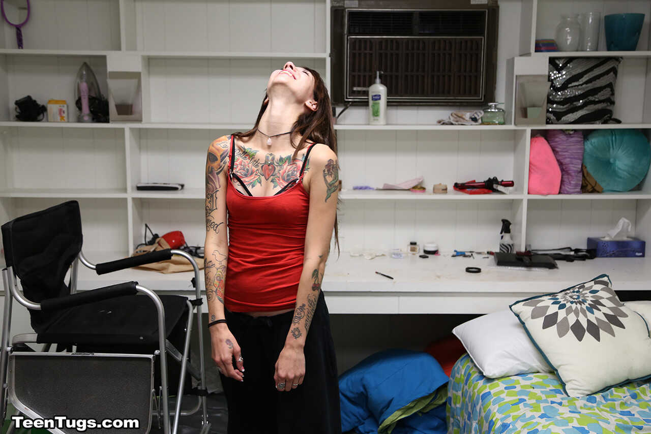 Barely Legal Haven Rose Sucks and Jerks Off Her Tatted Landlord