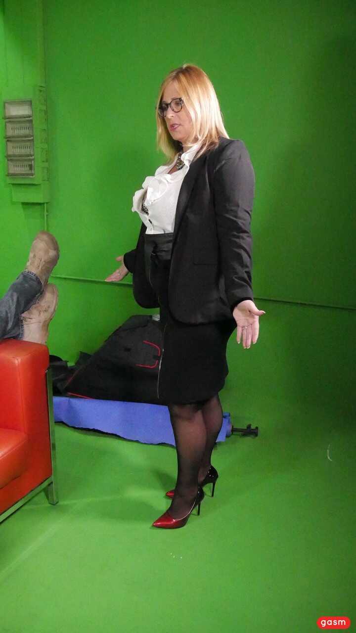 The Nerdy Blonde Cougar German Mature MILF Gets Her Firm Juggs Sucked and Rides a Dick on a Couch - Nude Chrissy