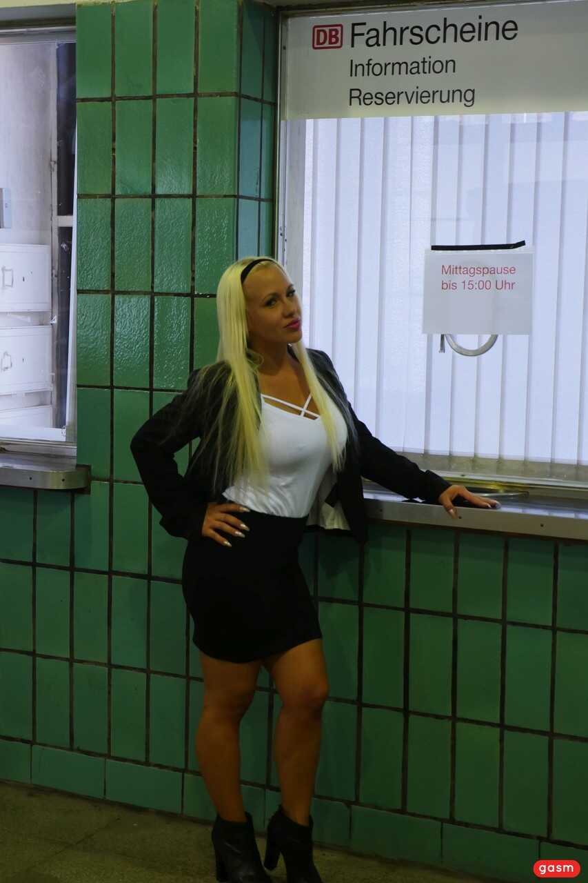 Blonde Bombshell Celina Davis Gets Naughty with Her Legs! - Celina Davis