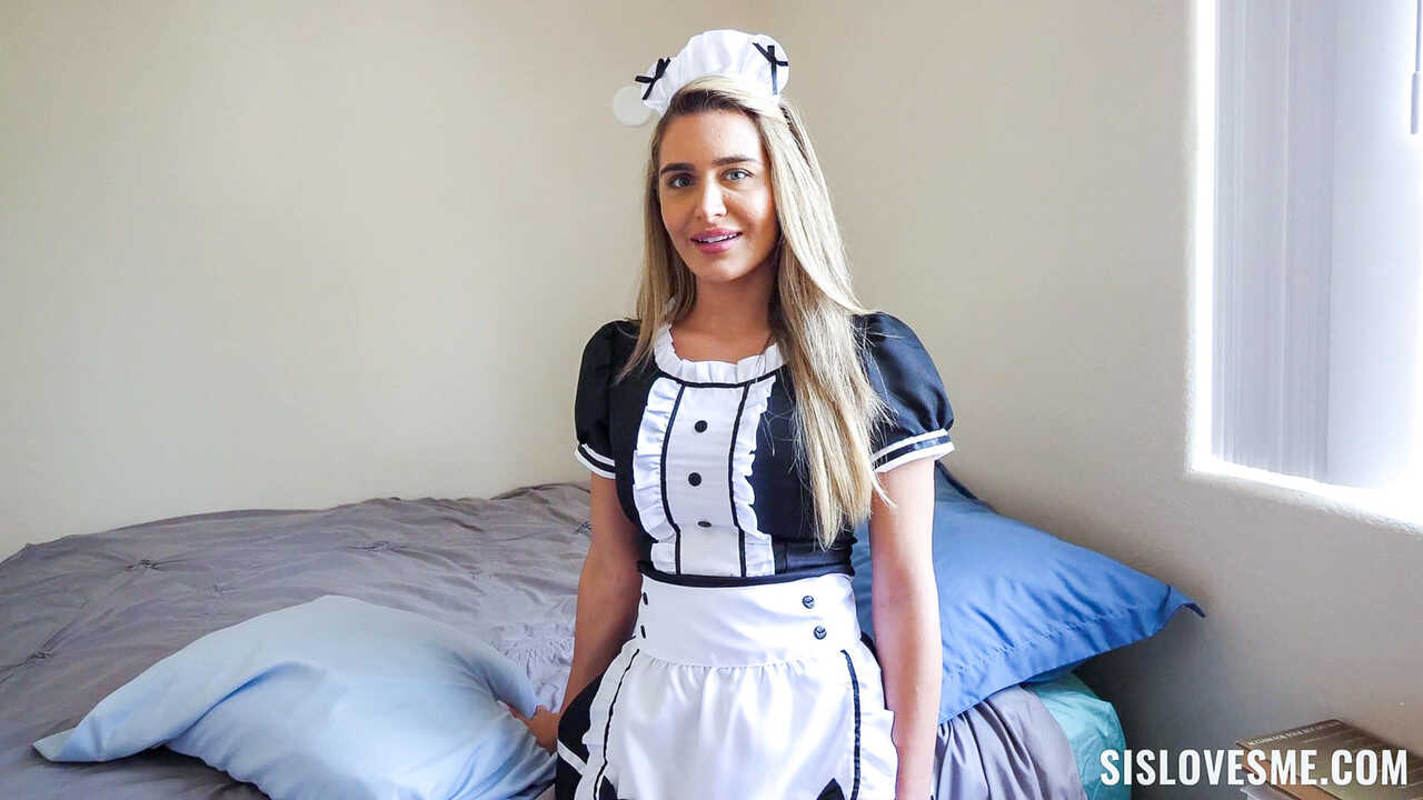 Ella Reese's Maid Service: Spreading Her Legs for Brad Newman's Satisfaction - Brad Newman, Ella Reese