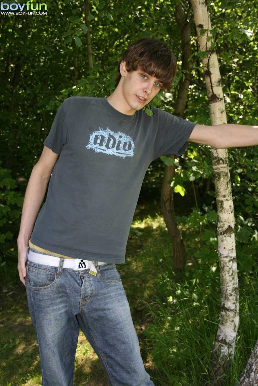 Hairy Hung Hunk Simon Clay's Flawless Fuck in the Forest - 