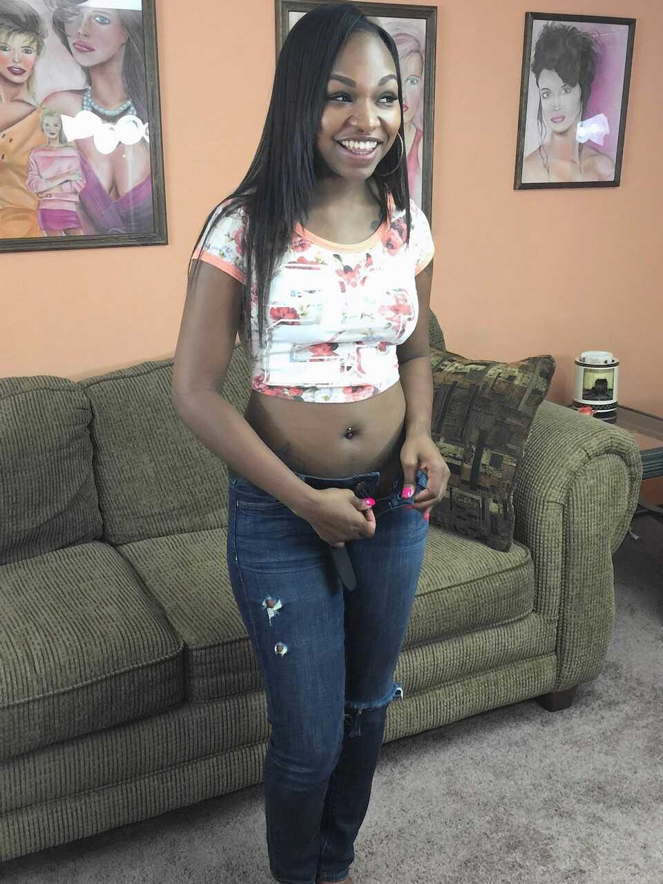 Ebony hottie Nikki Ford reveals her petite body and masturbates on the couch - Nikki Ford