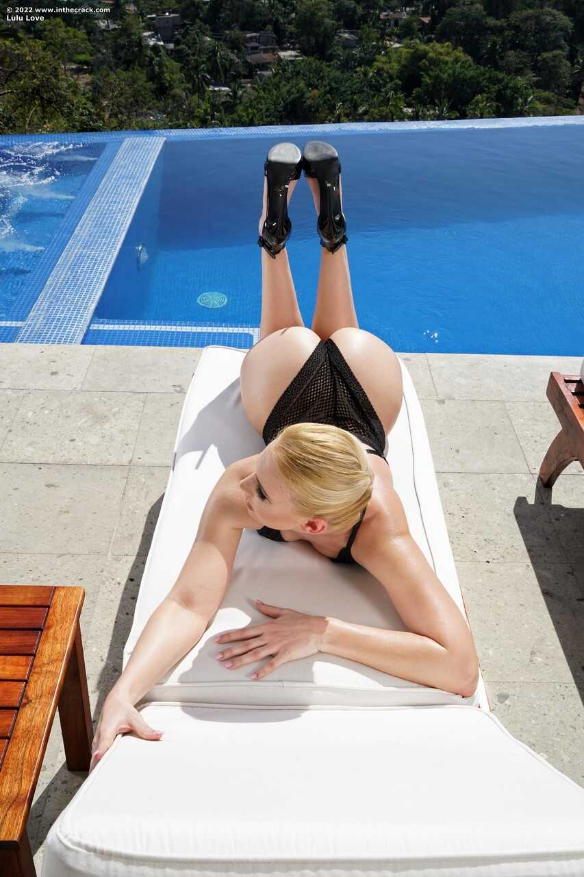 Lulu Loves America Hungarian Bimbo Swims Nude in Pool, Toys Her Beaver Poolside! - Lulu Love