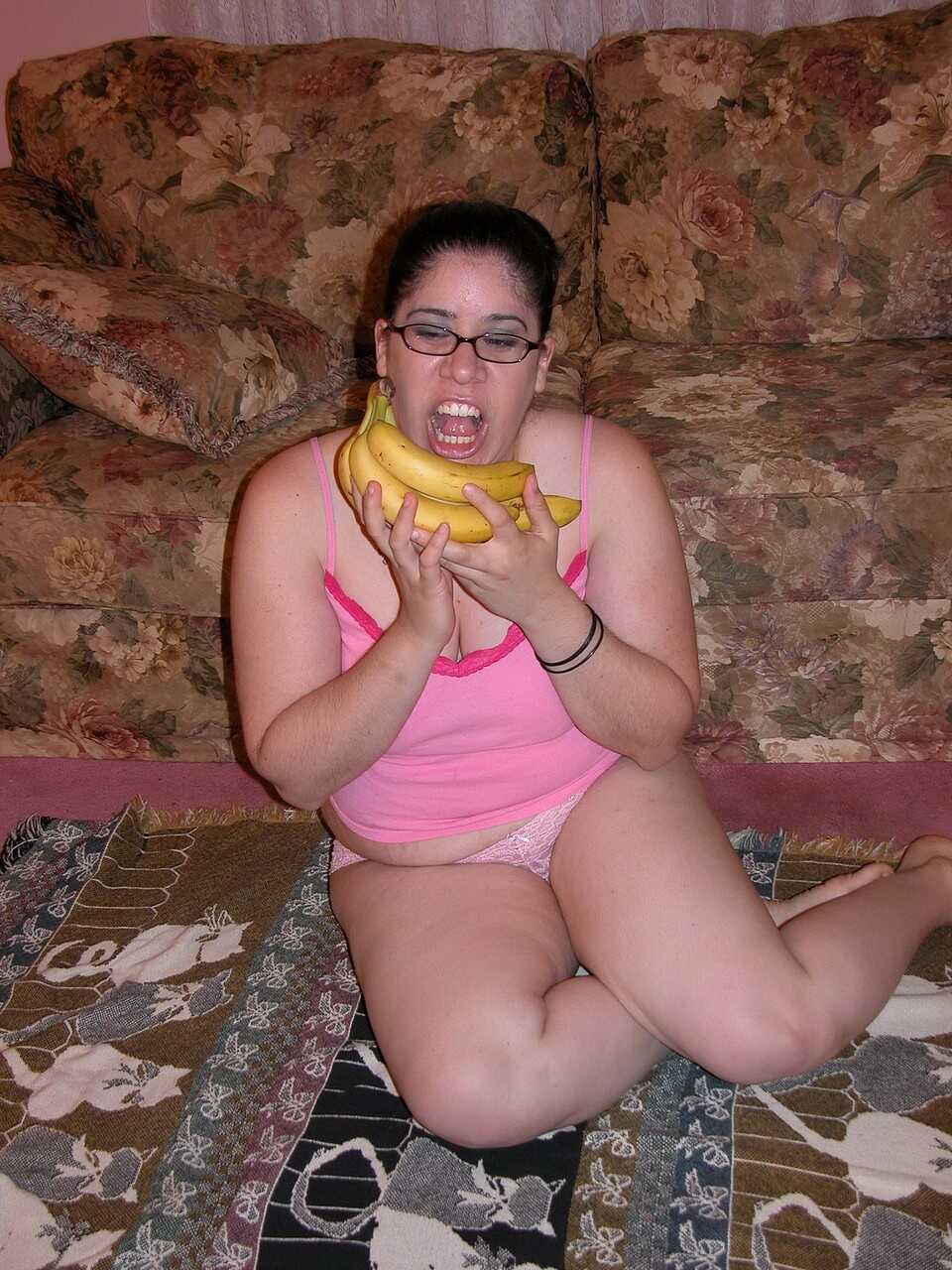 Naughty Fatty LuLu Garcia's Banana Masturbation Orgy! - LuLu Garcia