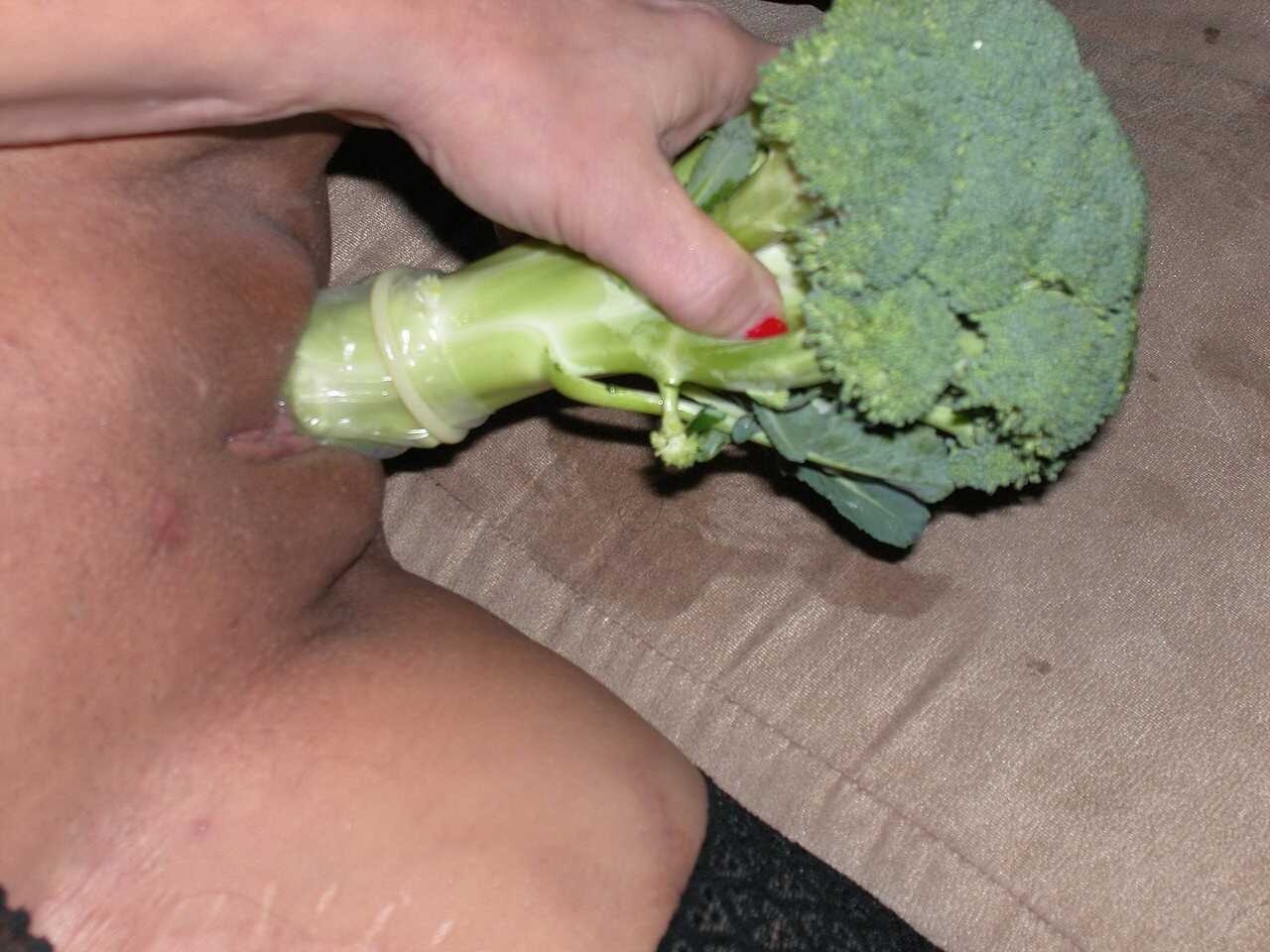 Mature Vixen Veggies, Naughty Maid Masturbates Kinky Solo - 