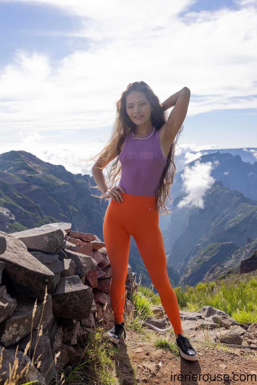 Latina Irene Rouse's Mountain Top Workout in Yoga Pants Leaves the Mountains Shaking! - Irene Rouse