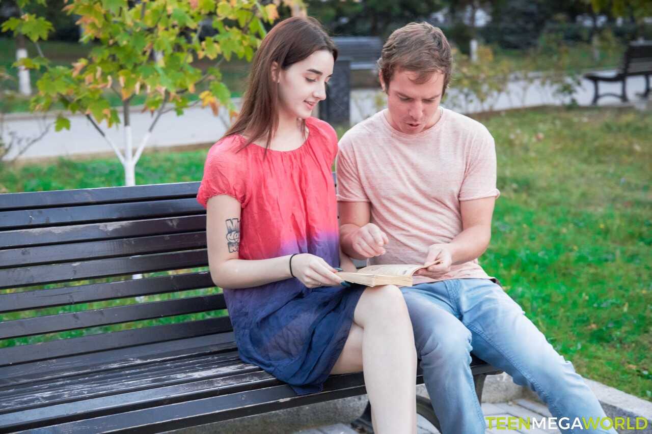 Eva Tender's All-Natural Meet Up with a Horny Man Leads to an Unforgettable Park F**k and Cum on Her Face - Eva Tender