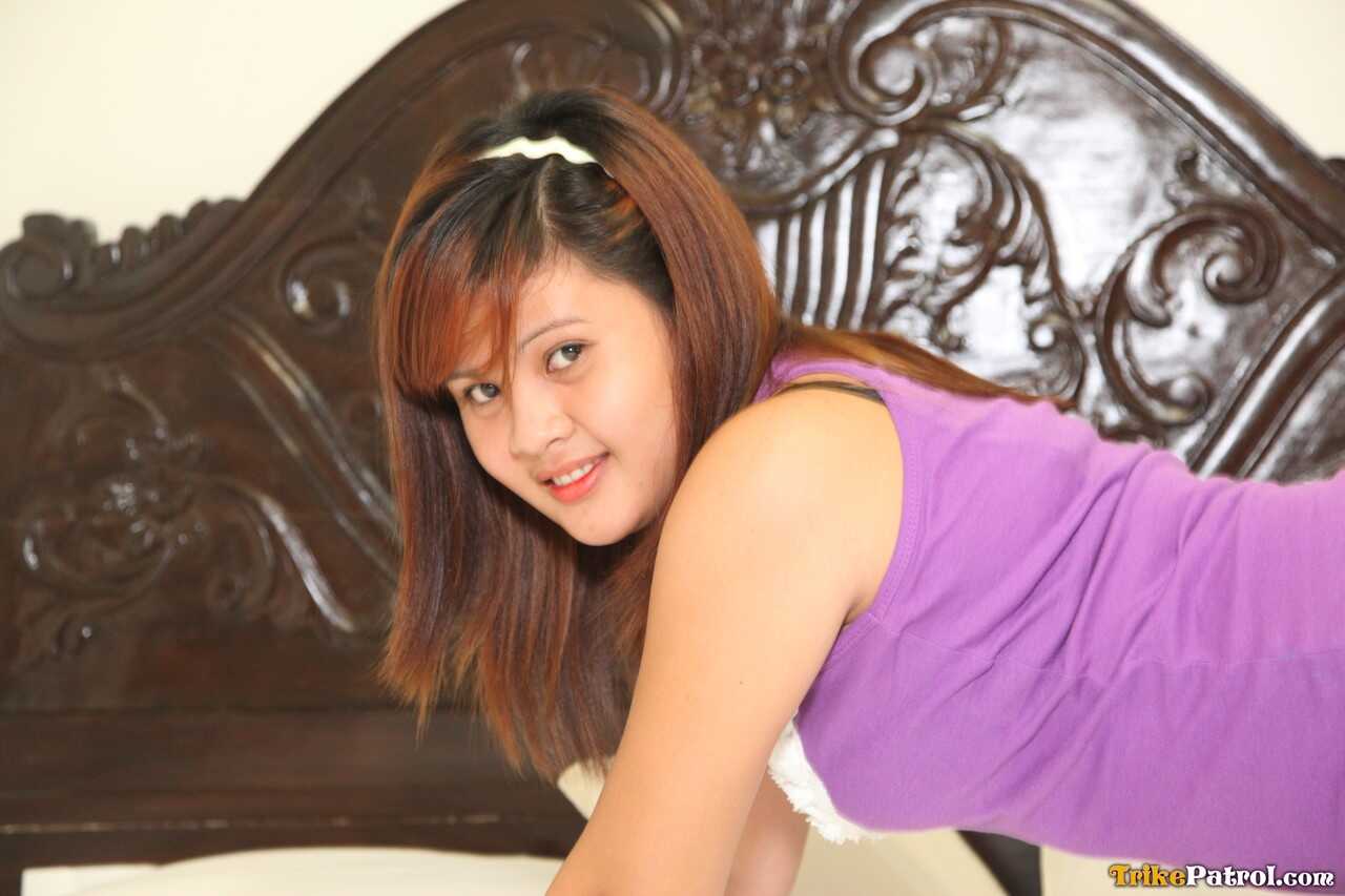 Asian Babe Chezka Kalaw Displays Her Natural Beauty in a POV Sex Scene - Chezka Kalaw