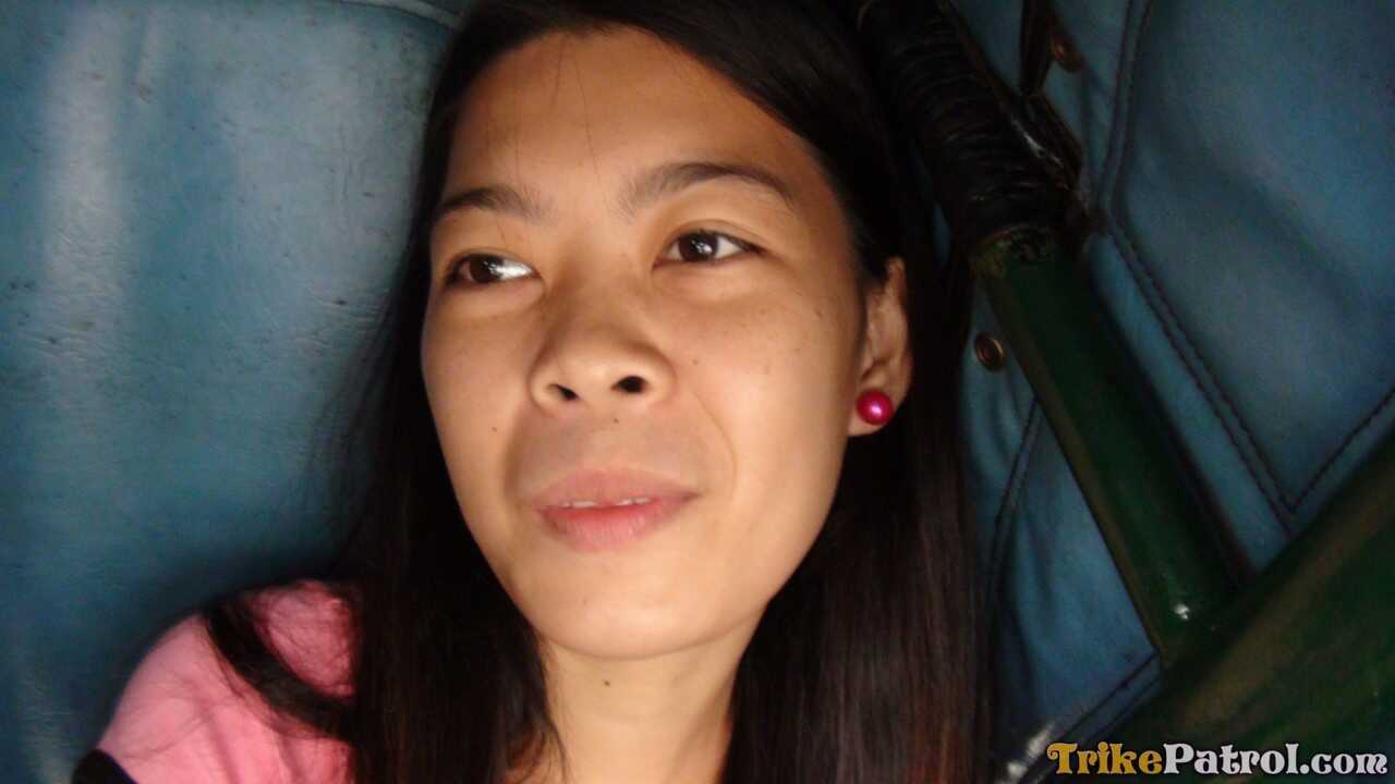 Short Filipina Marie Espino gets nailed by her hot date in the hotel room! - Marie Espino