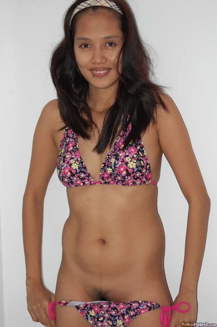 Filipina Jehhan Ablog screws a stranger while wearing her cute bikini, gets creampied in the process! - Jehhan Ablog