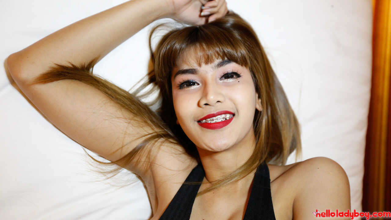 Asian Beauty Unveils Her Tight Shemale Body During A Seductive Striptease - 