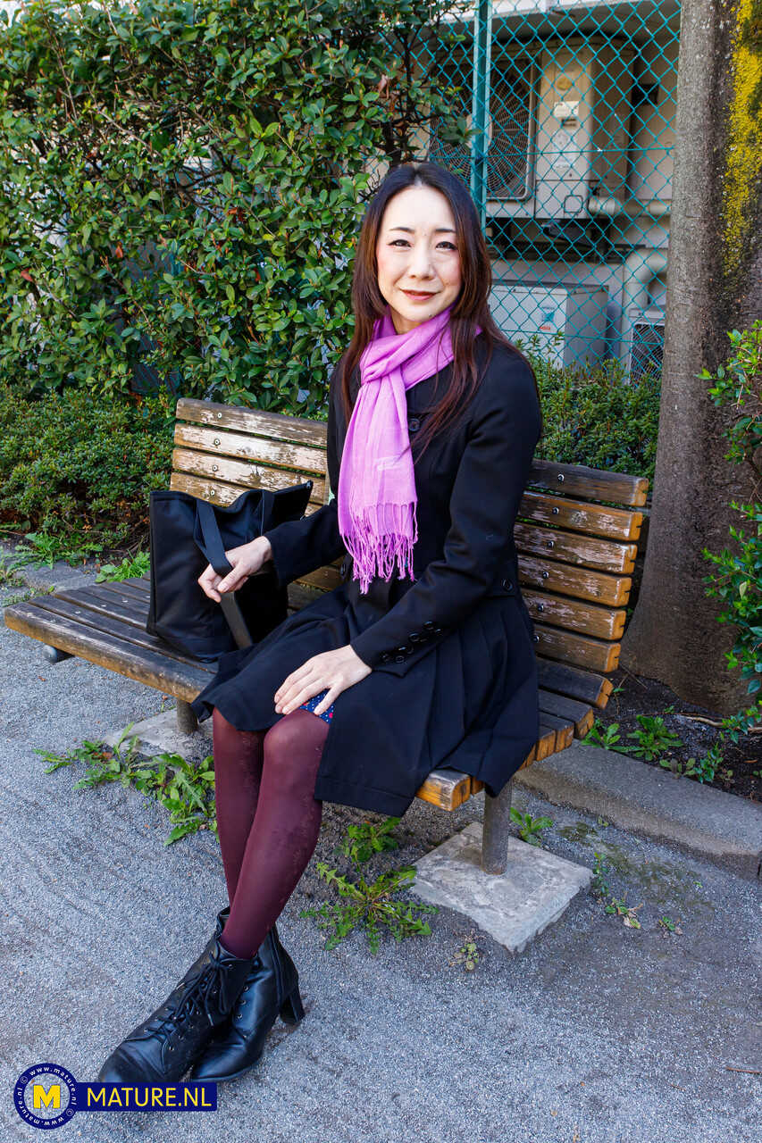 Miho's Public Panty Show: The Cute and Naughty Adventures of a Japanese MILF in Public - Ayumu, Miho Wakabayashi