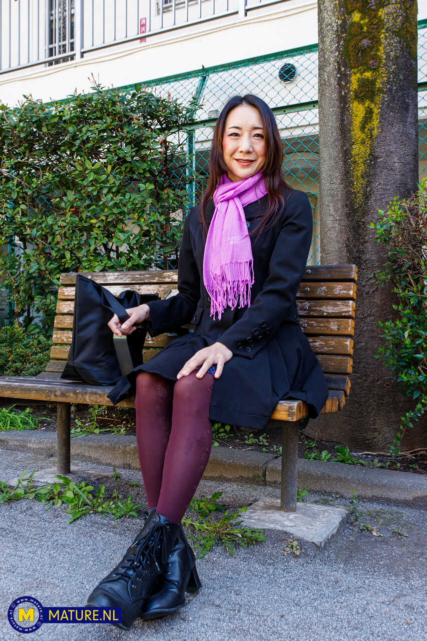 Miho's Public Panty Show: The Cute and Naughty Adventures of a Japanese MILF in Public - Ayumu, Miho Wakabayashi
