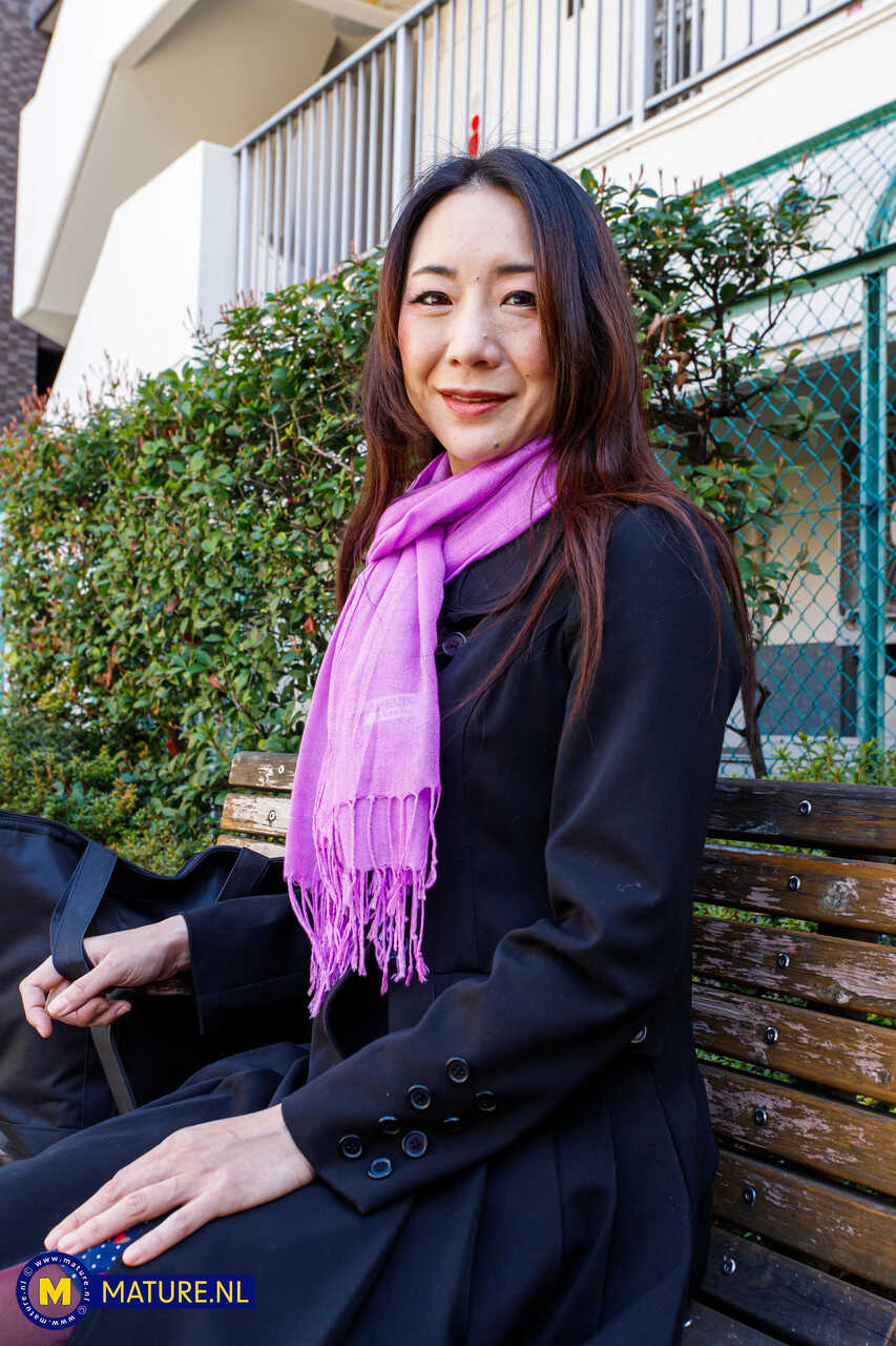 Miho's Public Panty Show: The Cute and Naughty Adventures of a Japanese MILF in Public - Ayumu, Miho Wakabayashi