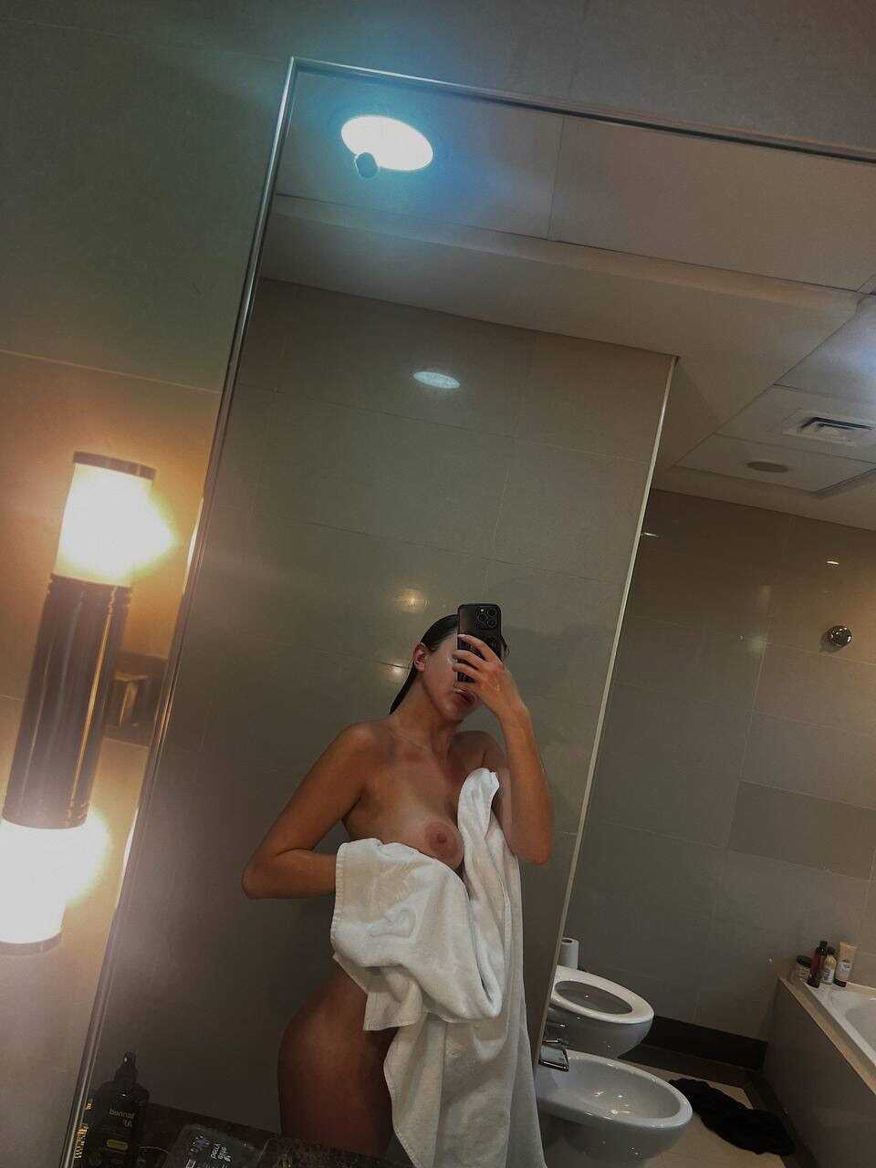 Katiiia Little Baby posing in her sexy lingerie & butt naked mirror selfies- Mirror Selfie, Boobs Selfie, Homemade Sel...