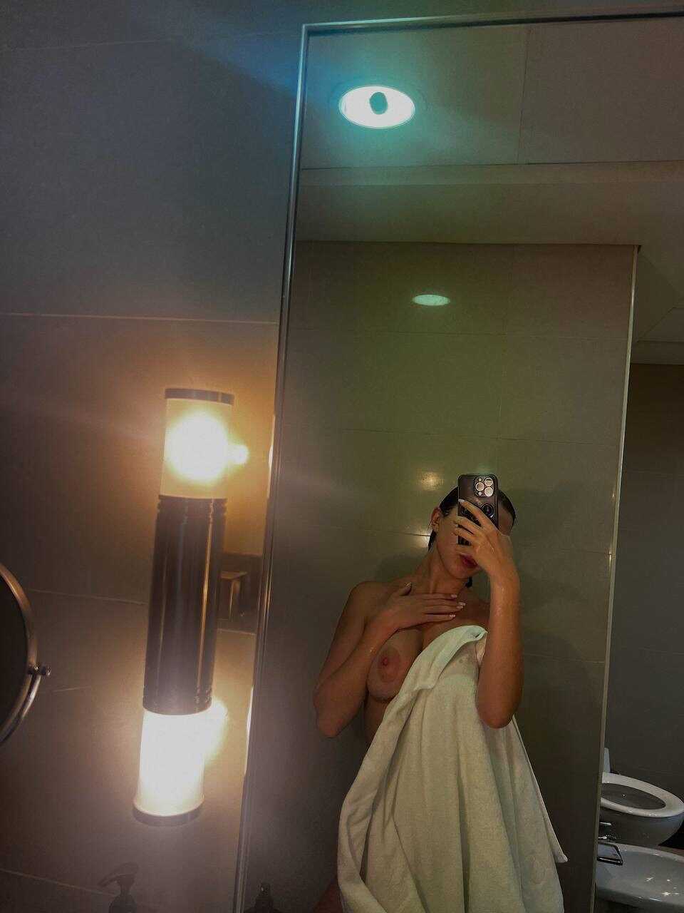 Katiiia Little Baby posing in her sexy lingerie & butt naked mirror selfies- Mirror Selfie, Boobs Selfie, Homemade Sel...