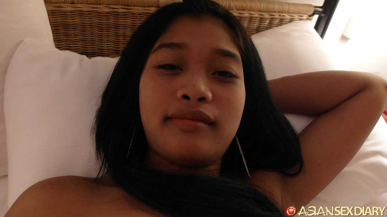 Lyn's Black Hair Seduces the Camera as She Positions Herself for a Spine-Tingling POV Blowjob - LYN