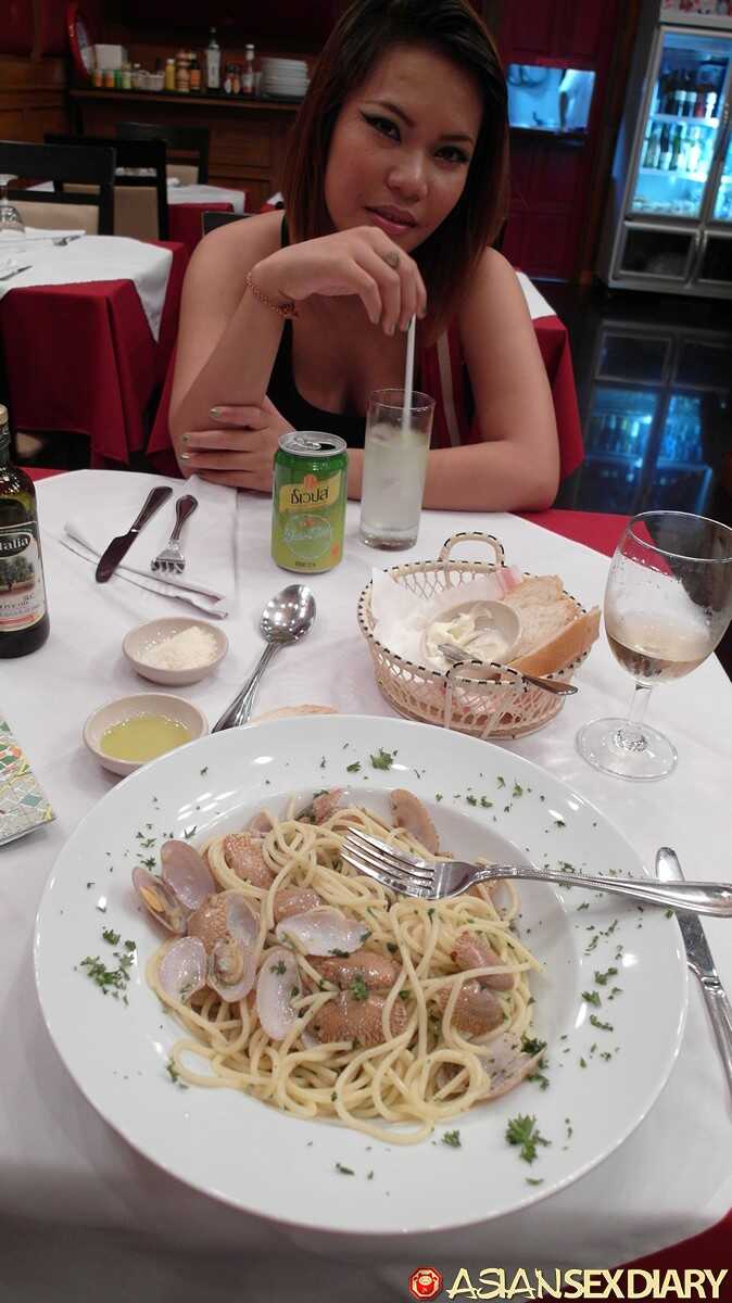 Bee's Kinky Thai Pussy Gets Filled by an Italian Stallion After a Boozy Dinner Date with her Asian Amateur Friend - Bee