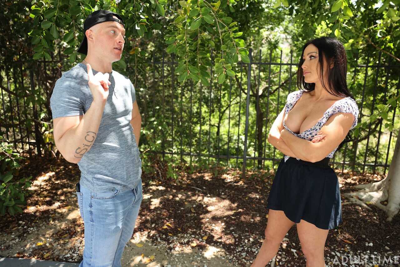 Adventures in Adult Time with MILF Fucker Jennifer White and Sexy Zac Wild - Jennifer White, Zac Wild
