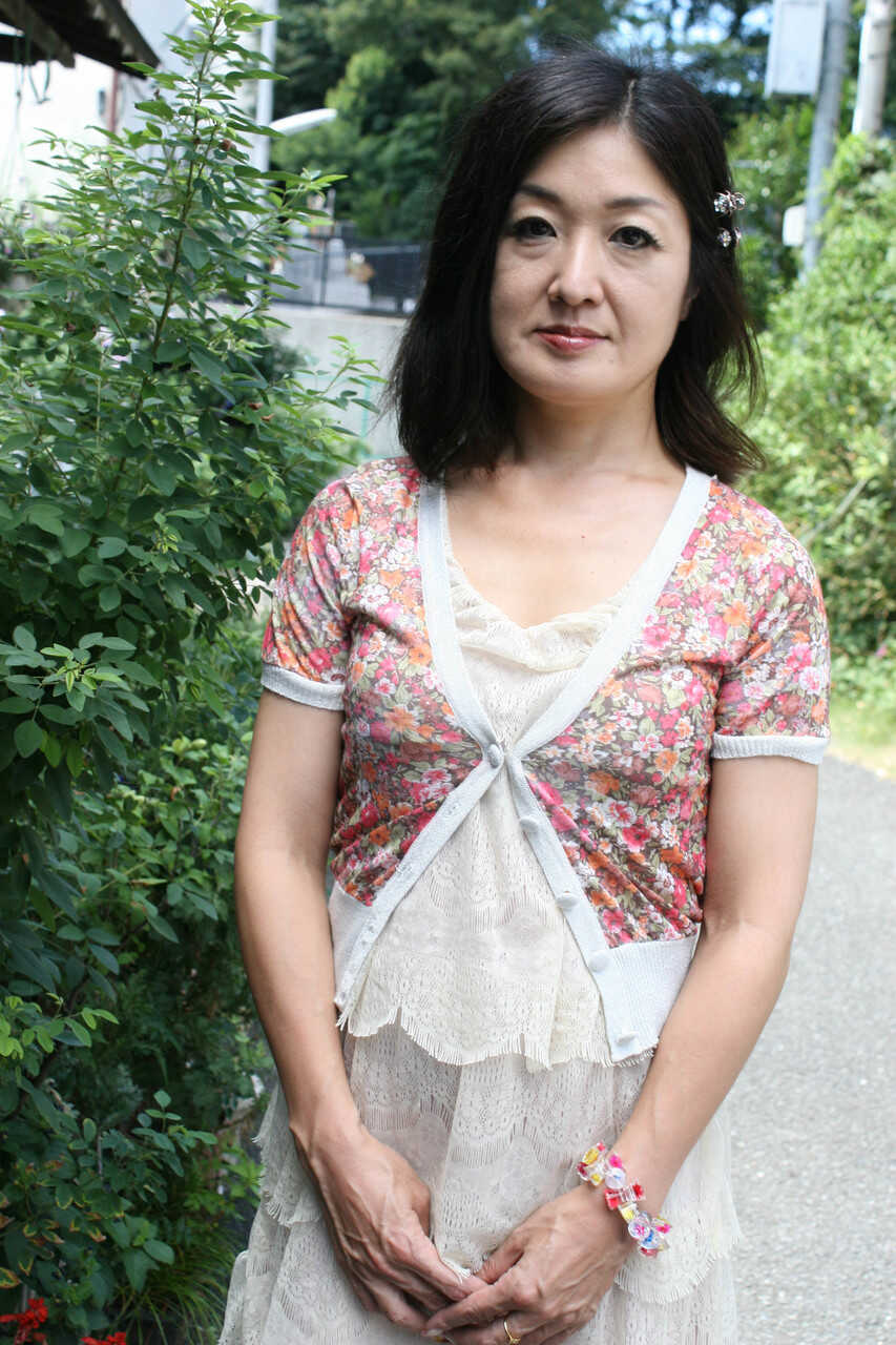 Japanese Granny Flashes Her Hairy Pussy and Shows Off Her Nude Body in Public! - 