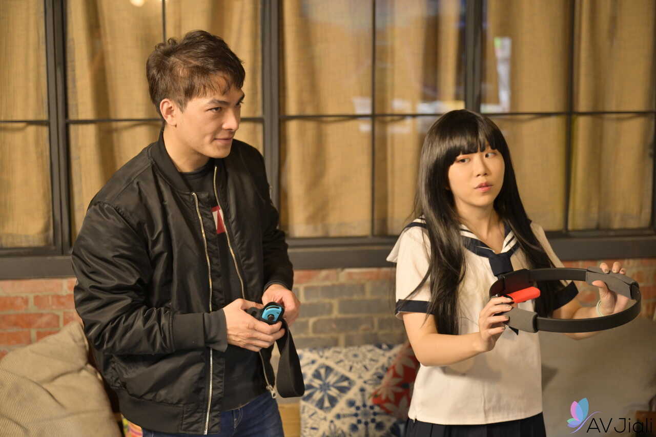 Sexy Asian Jiu Jiu Schoolgirl Gets Her Pussy Rammed From Behind By A Horny Boyfriend - Jiu Jiu