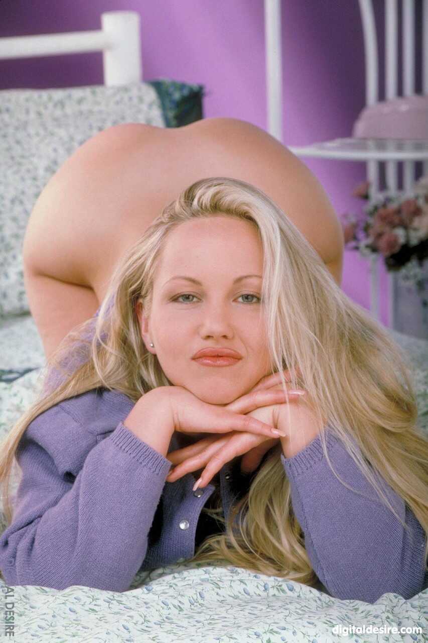 Blonde Jessica's Small Tits and Big Booty A Perfect Ass Spread - Jessica