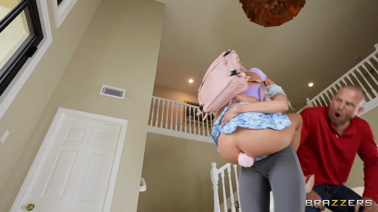 Blonde Bombshell Cheats On Her Stepbrother With Emma Hix's Big Tits and Scott Nails Her Up The Ass Until She Can&#039...