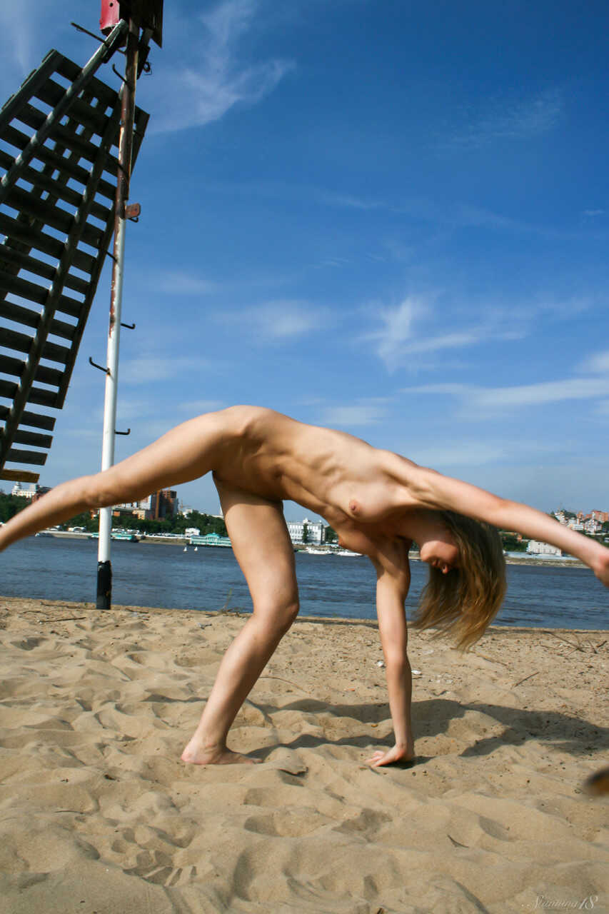 The Stunning 18-Year-Old Anastasia B Flaunts Her Flexible Teen Pussy on the Beach! - Anastasia B