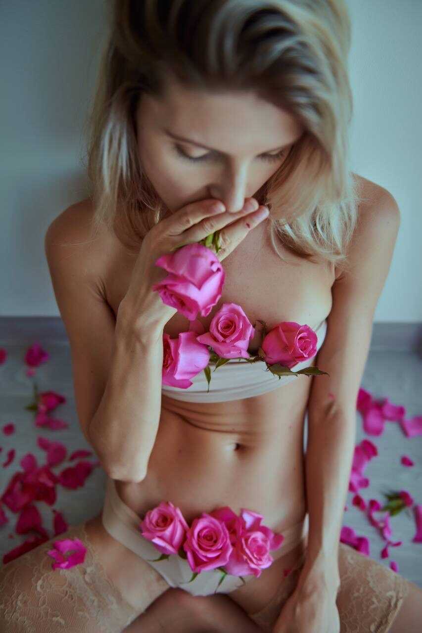 Busty Beauty Gina Gerson Covers Herself in Rose Petals for a Private OnlyFans Show