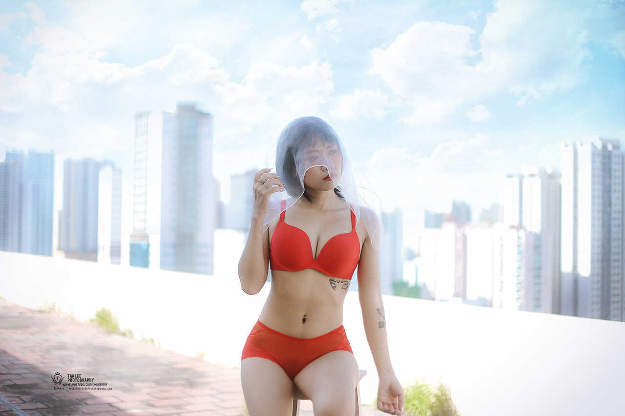 Public Display of Lust: Beautiful Vietnamese Girl Hellen Shows Off Her Sexy Body in Red Lingerie - 