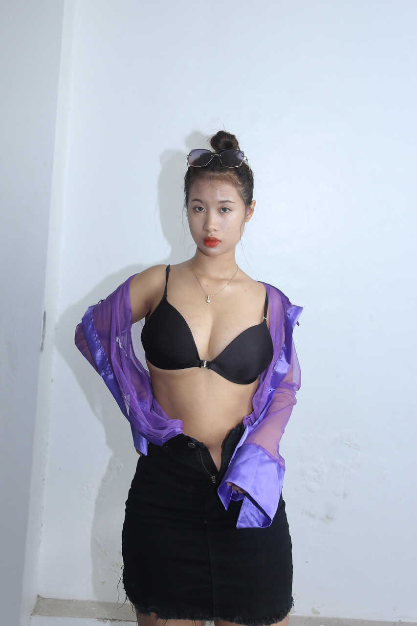 Asian Amateur Loves to Expose Her Natural Tits in Public - 