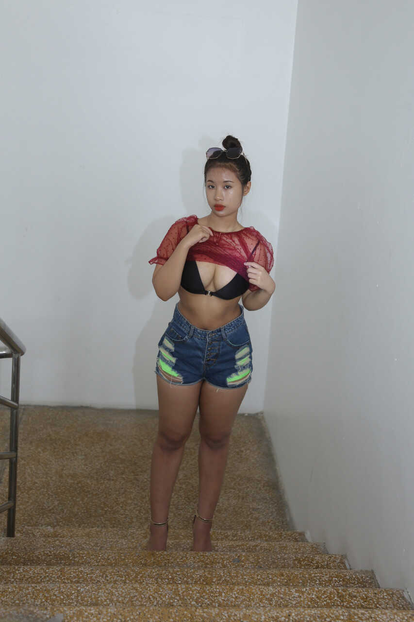 Asian Amateur Loves to Expose Her Natural Tits in Public - 