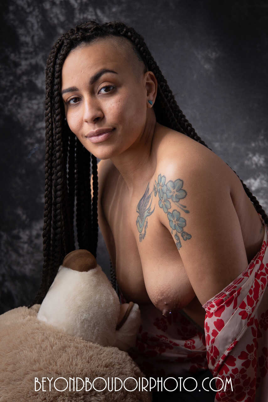 Tatted-Up South African Ebony Goddess Reigns Supreme: A Mistress Tuesday Solo Session - 