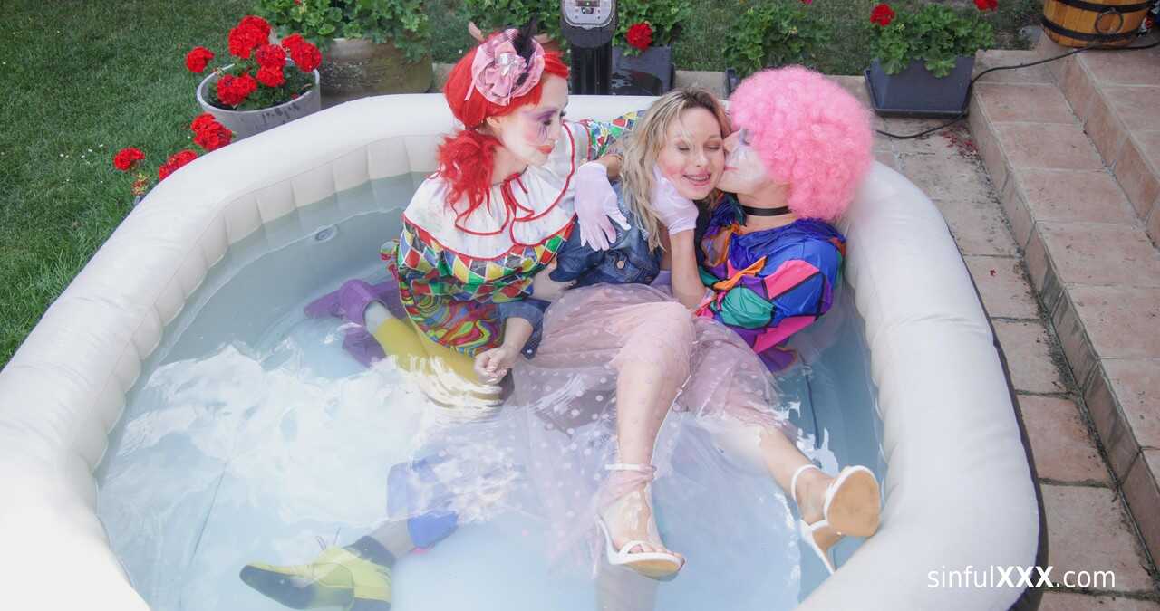 Cosplay Queens: Lenina Crowne, Karina King, and Charlie Dean's Wild Foursome - Lenina Crowne, Karina King, Charlie Dean