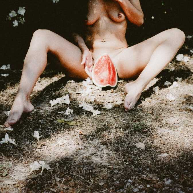 Nude Samia Duarte Goes Wild During 69 in the Great Outdoors with Her Man, Clarke Kent - Samia Duarte, Clarke Kent