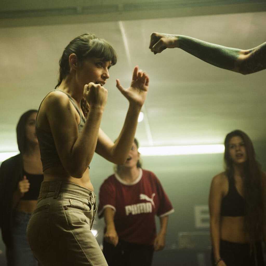 Sweaty Lesbian Threesome: Silvia Rubi, Viktoria Vaar & Cintia Shapiro Get Fit and Fuck at the Fight Club - Silvia Rubi...