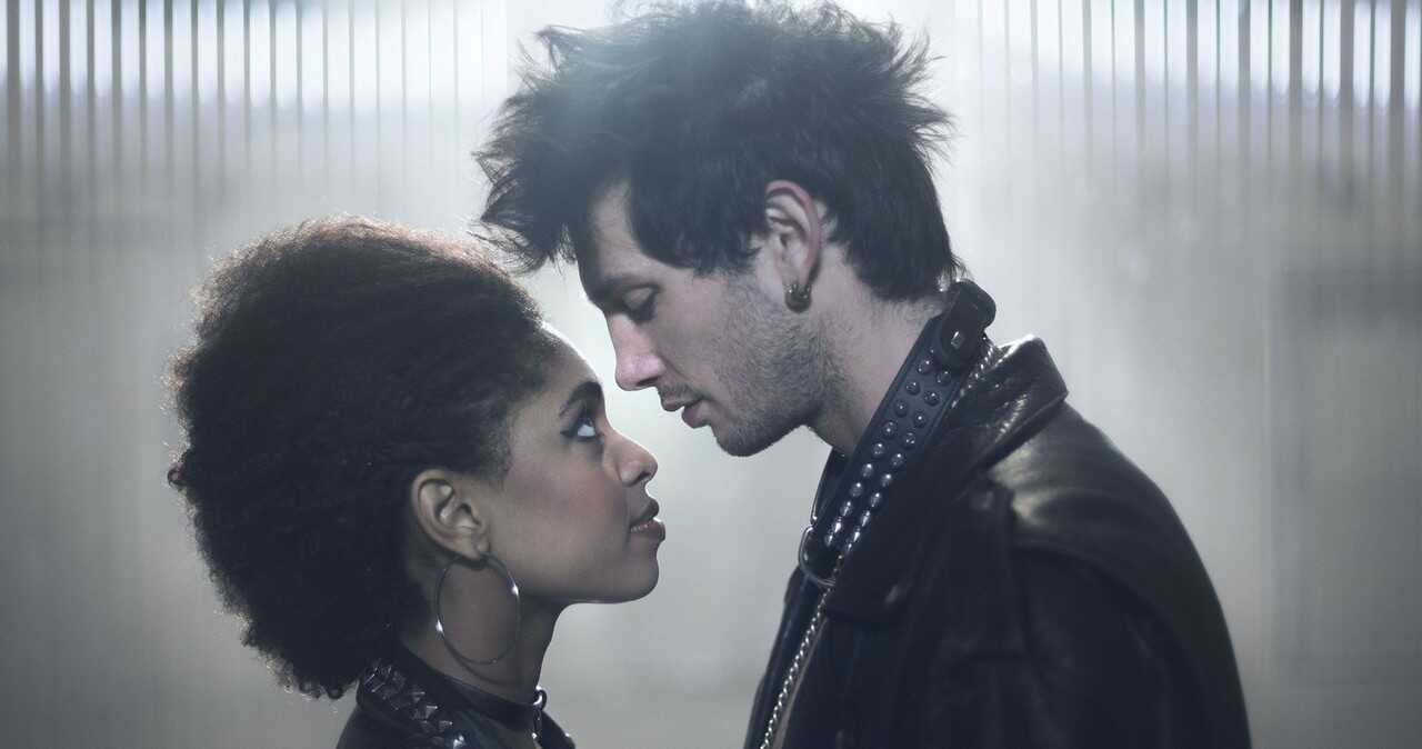 The Temptation of Luna Corazon: Exploring Her Dark Side in an Interracial Fling with Maximilian Gamberro - Luna Corazon, M...