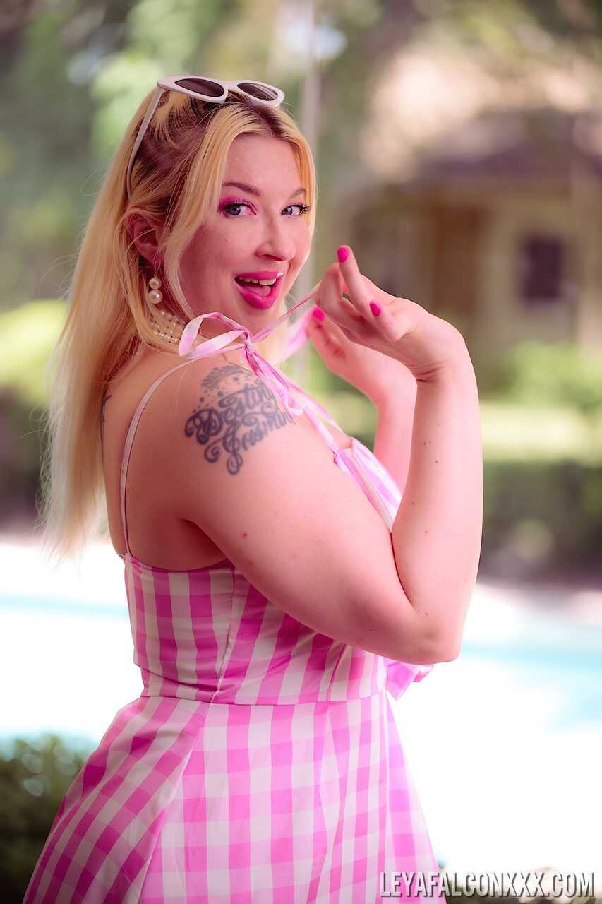 Chubby Mommy Gets Blacked by Eddie Jaye Blonde Interracial Porn - Eddie Jaye, Leya Falcon