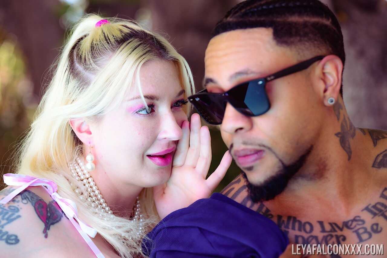 Chubby Mommy Gets Blacked by Eddie Jaye Blonde Interracial Porn - Eddie Jaye, Leya Falcon