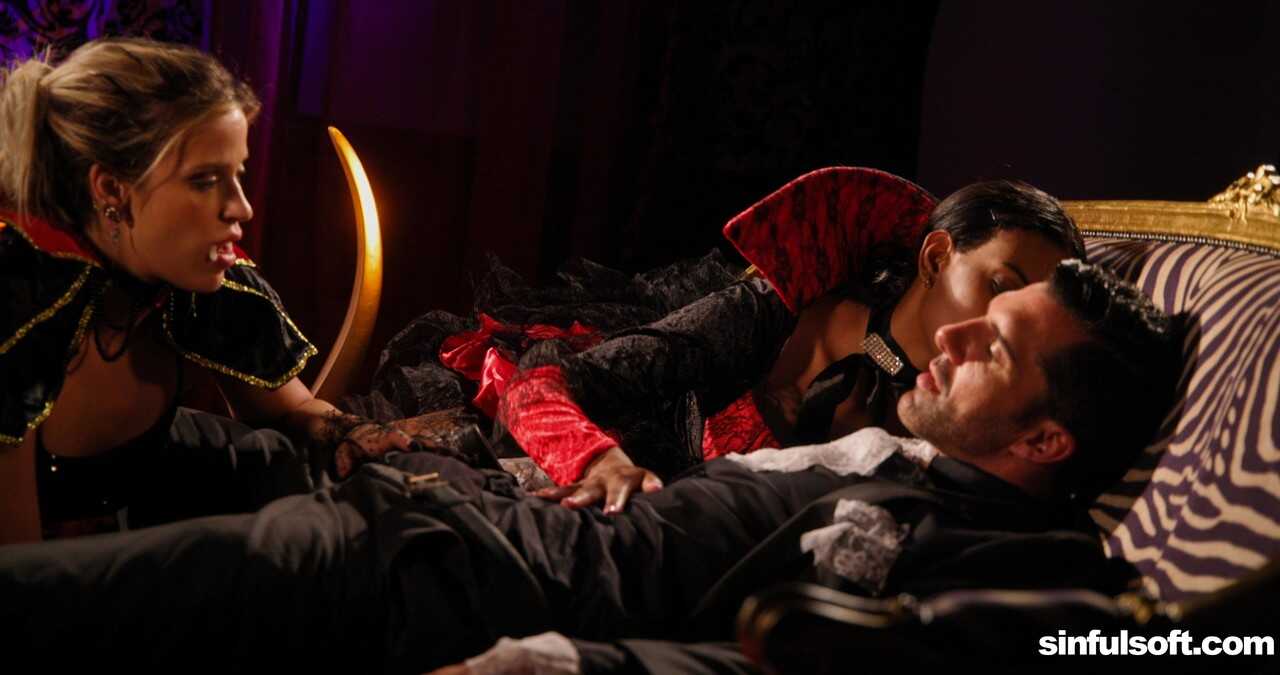 The Sinful Softness of Marco Bull with Samantha Cruuz, Anna de Ville and Ria Sunn - Marco Bull, Samantha Cruuz, Anna de Vi...