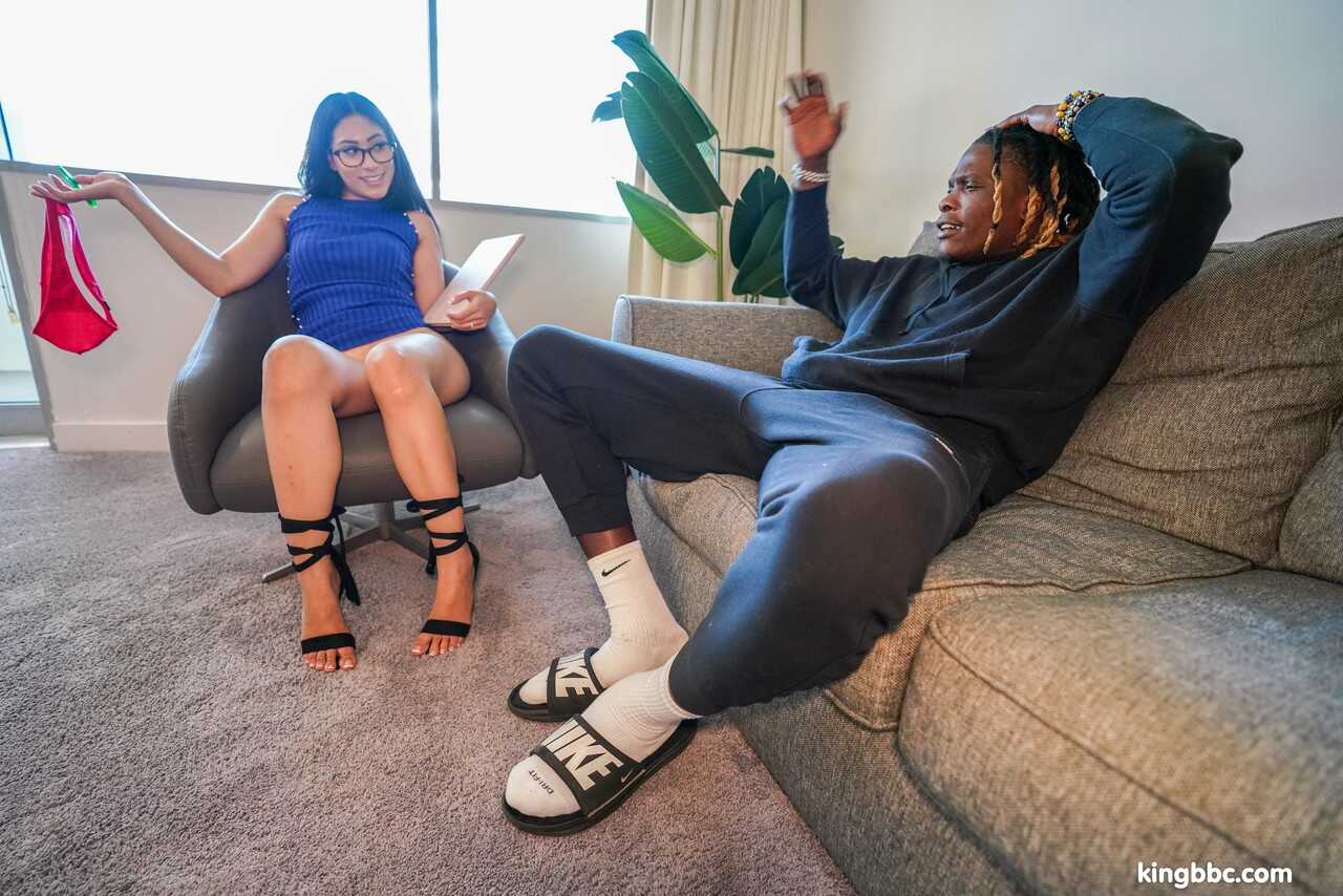 Blue-haired therapist Kimberlee Love blows a tall black guy's huge boner - Kimberlee Love, Louie Smalls