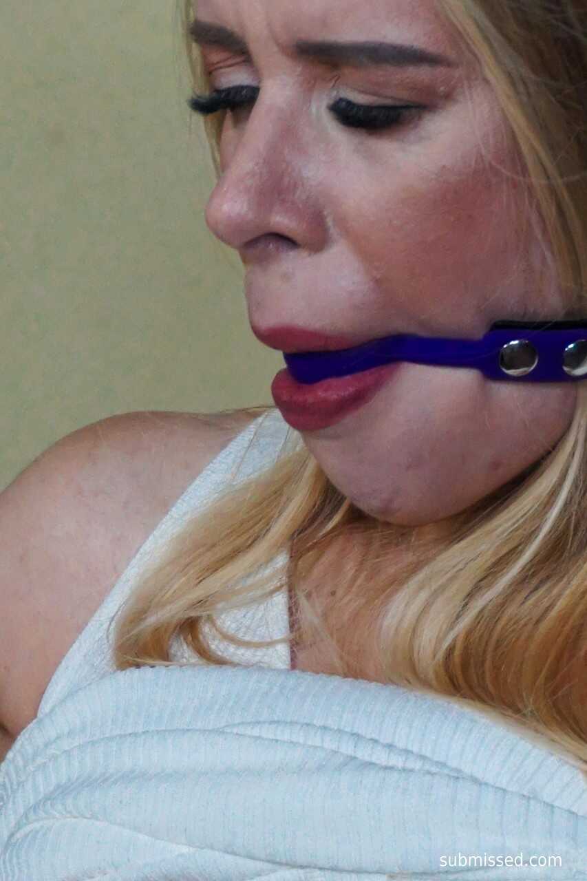 Submissed Blonde Nikki: BDSM with Miss Kiddle - Nikki Kiddle