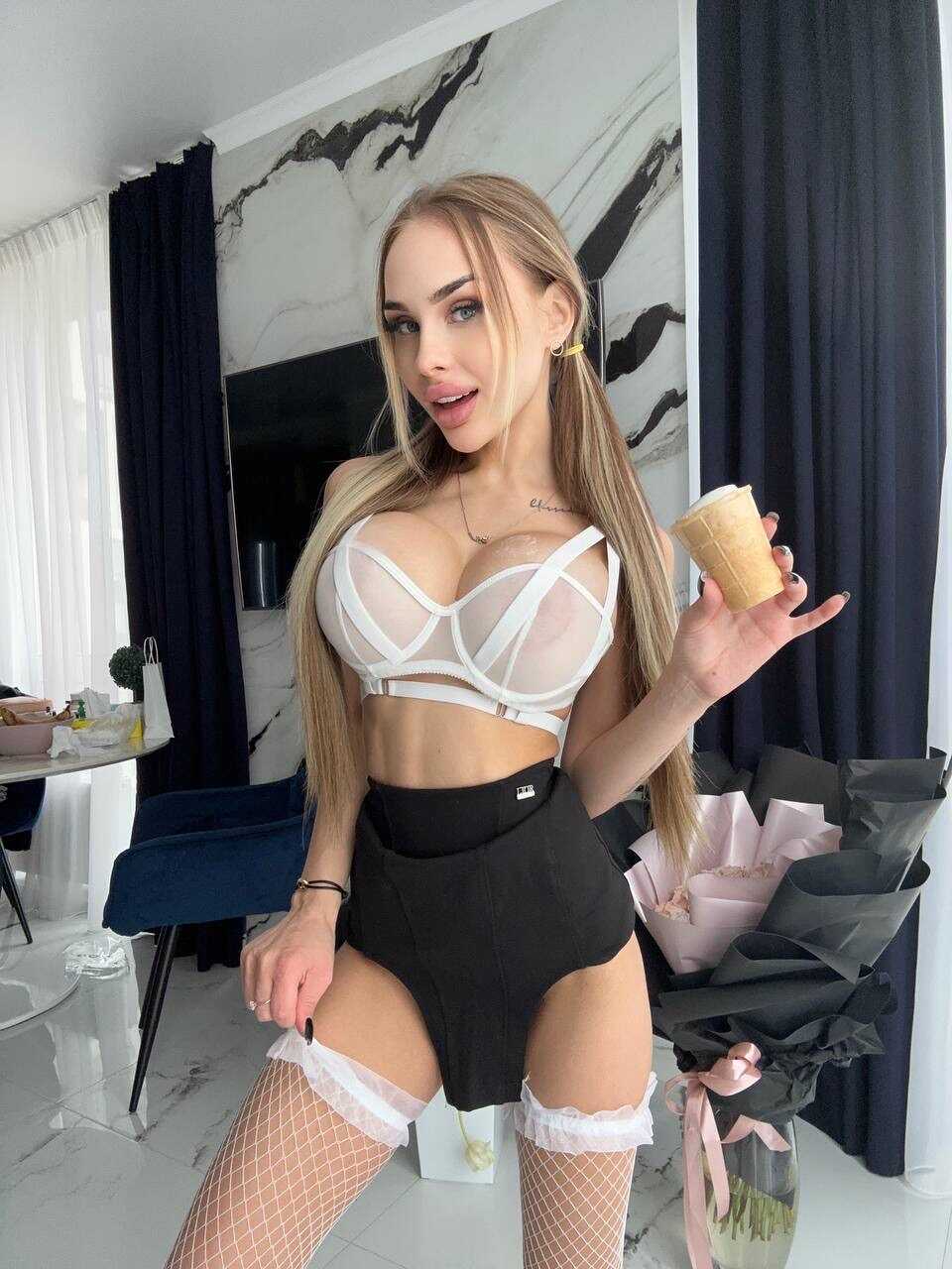 Skinny OnlyFans babe Eliasa A flaunts her perky big tits in lingerie-clad tease - 