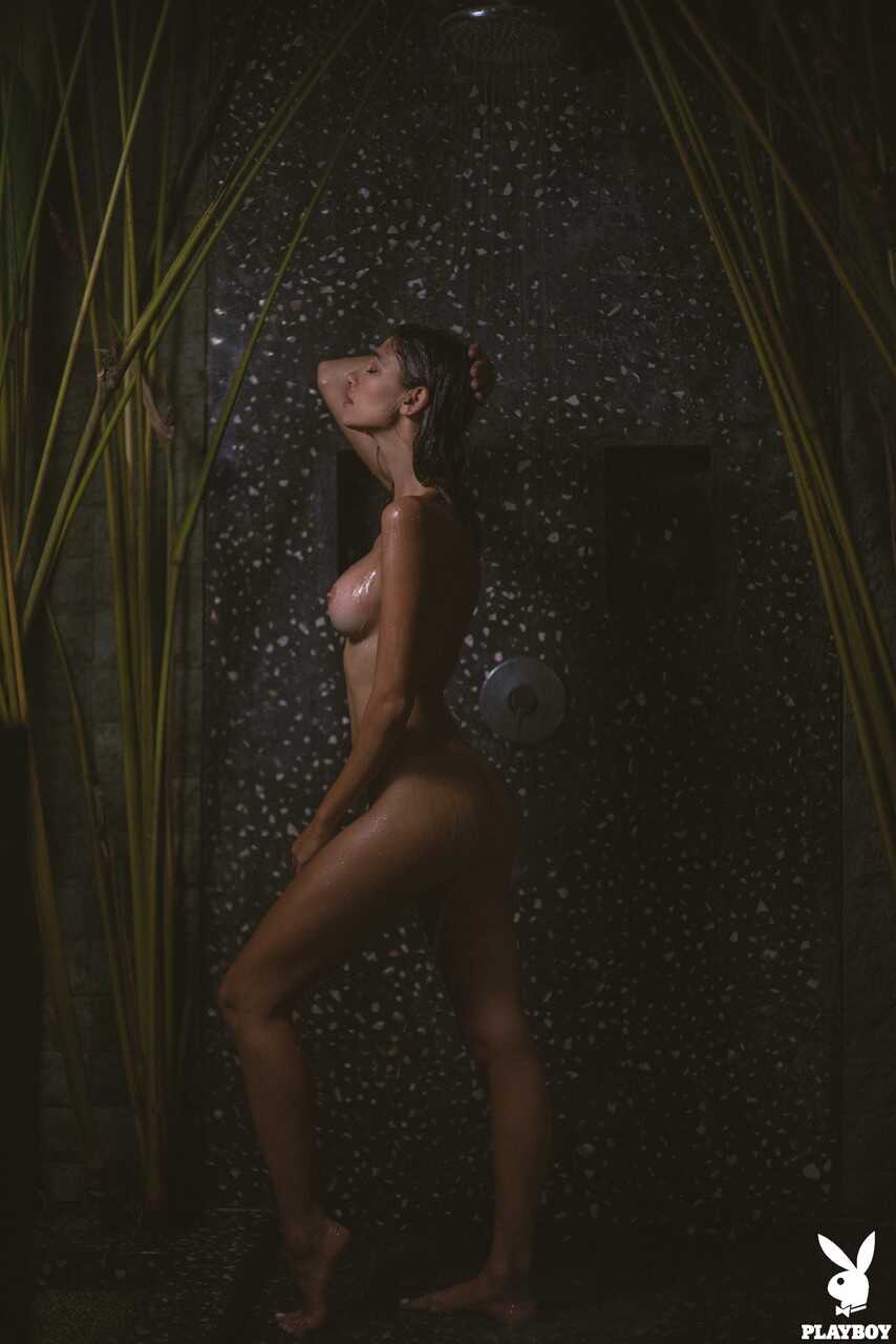 Naughty Romanian Babe Raluca Cojocaru Shows Off Her Flawless Petite Body in Hot Nude Photoshoot! - Raluca Cojocaru