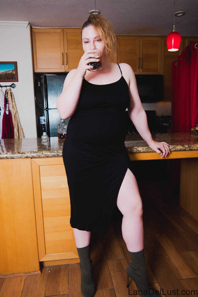 Red-hot Redhead Lana Del Lust Fucks Her Curvy Body! - Lana Del Lust