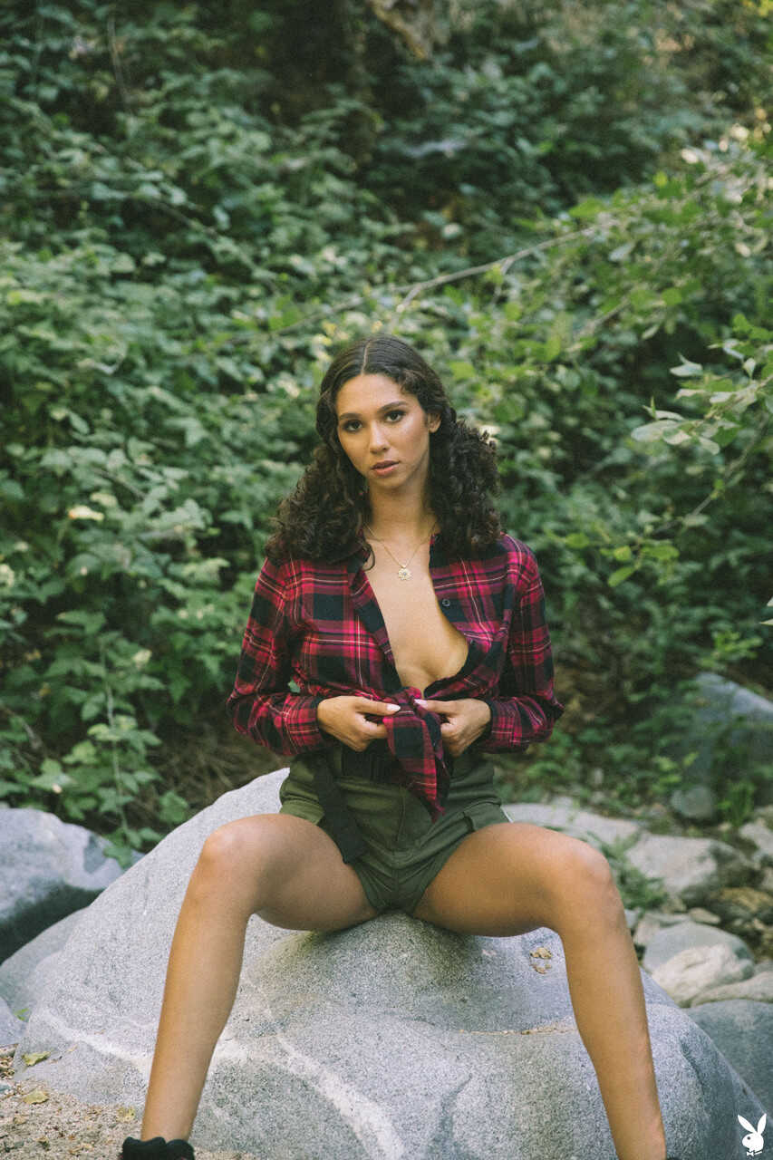 Nature's Nude Goddess Maia Serena Hikes Naked in the Wilderness