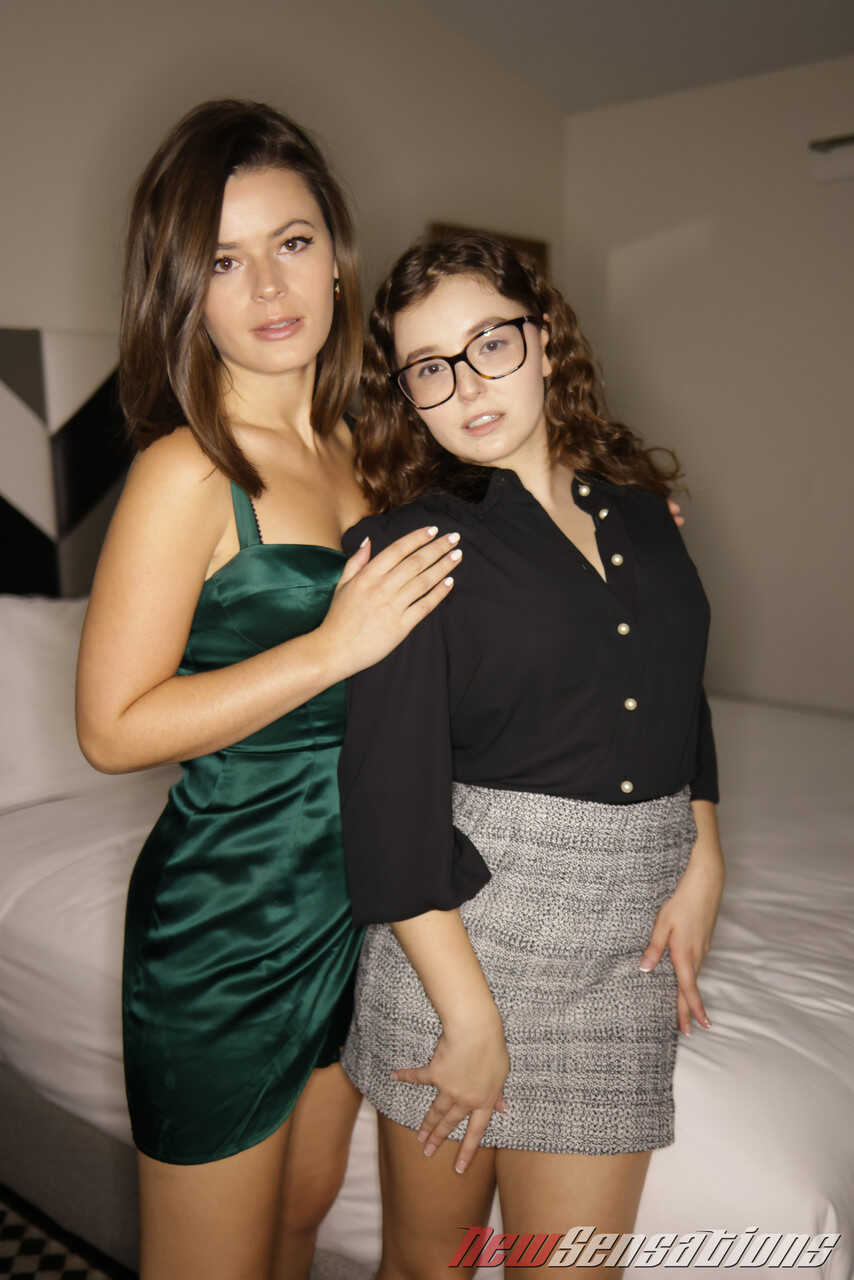 Sexual Bliss: Dharma Jones and Leana Lovings' Hindu Wedding - Dharma Jones, Leana Lovings