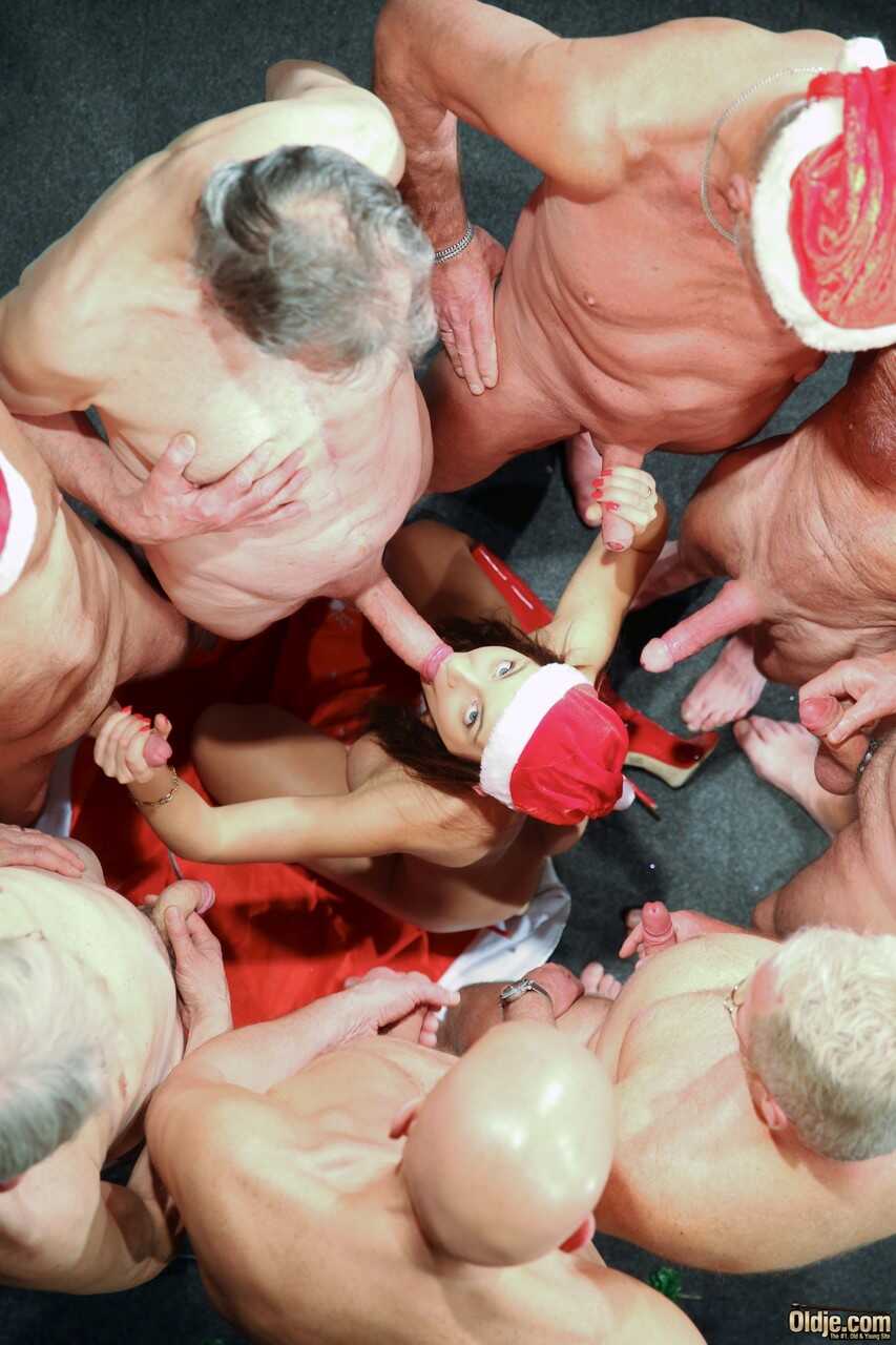Ho Ho Ho! Mrs. Santa Claus Julie Skyhigh Gets Reamed by Old Men in a Big Tits Gangbang with David, Hugo, Jean Claude, Nico...