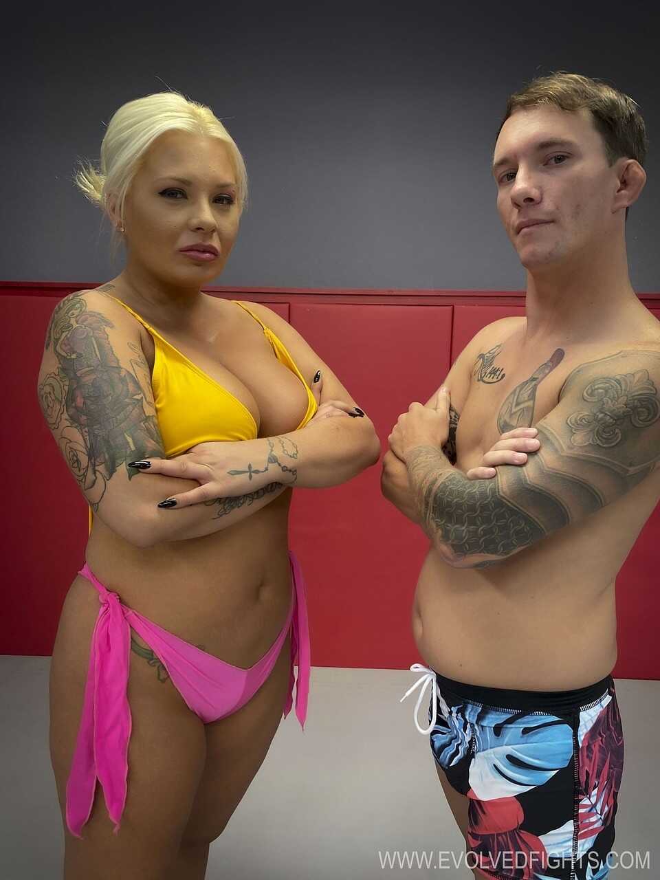 Evolved Fists: Jason Michaels vs. London Rose in the Red Light District - Jason Michaels, London Rose