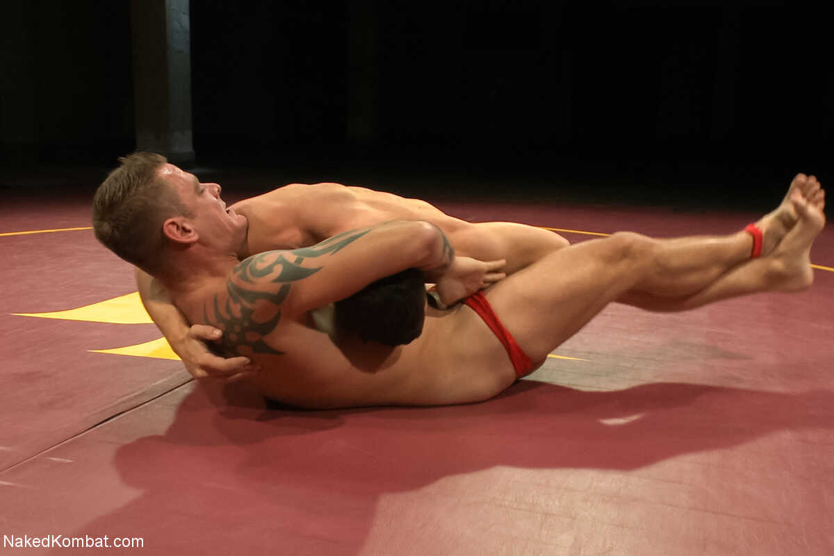 Fighting for Ecstasy with Naked Combatants Hayden Richards and Jace Chambers